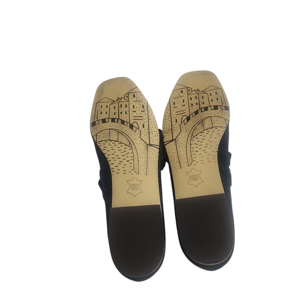 Bella Vita Davenport Mary Jane Navy Suede Flats - Picture 3 of 4